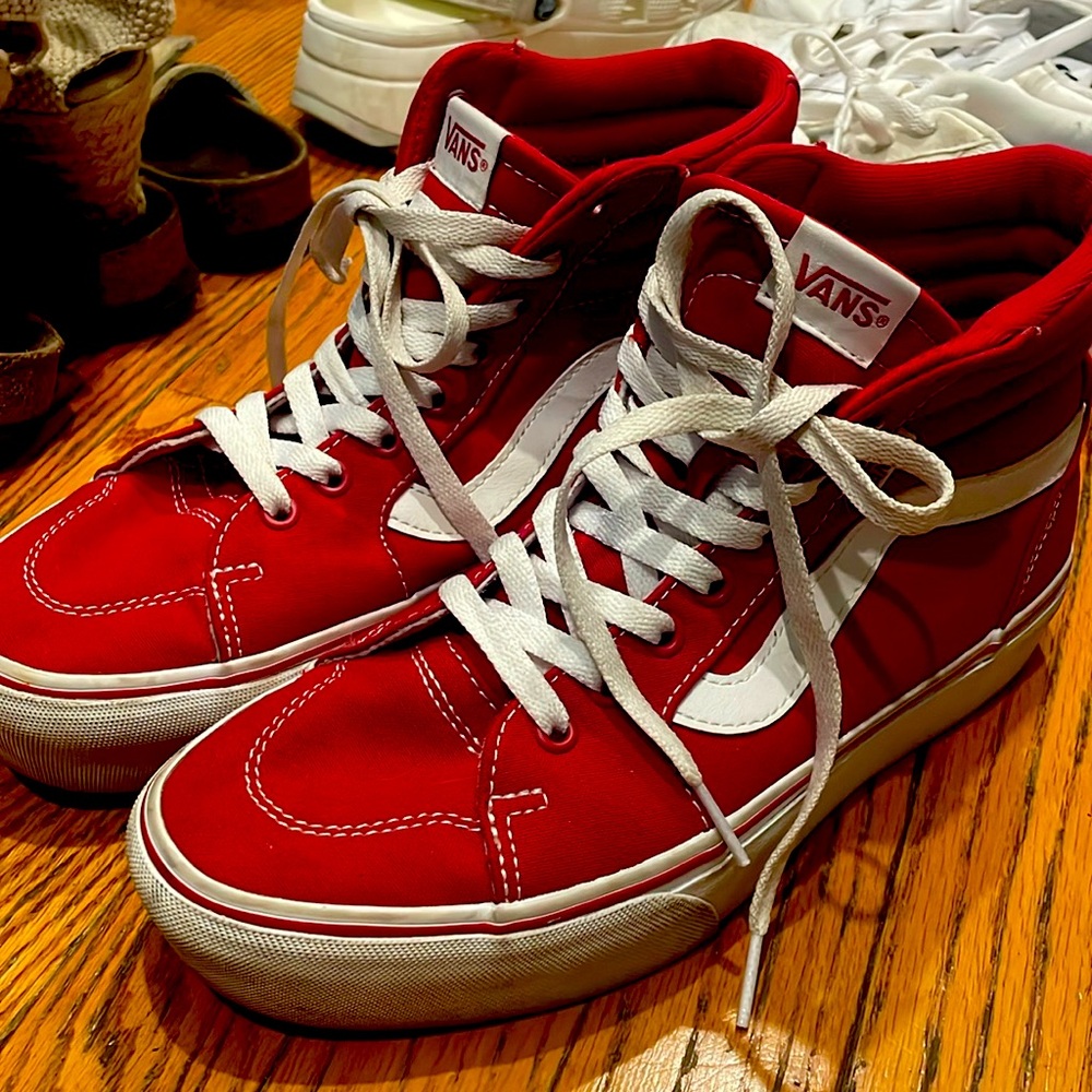 SK8-Hi™ Core Classics (Racing Red/True White)